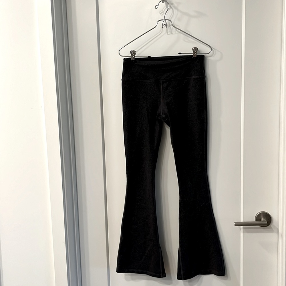 Splits59 Raquel Flare size M Heathered Gray (Excellent Condition)